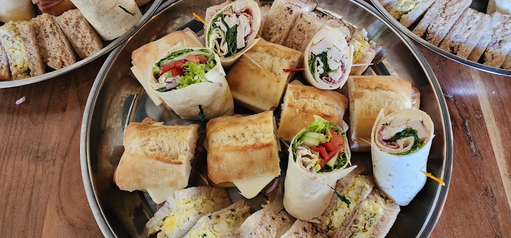 Engine House Café | 183 Queen St, Killaloe, ON K0J 2A0, Canada | Phone: (613) 757-2237