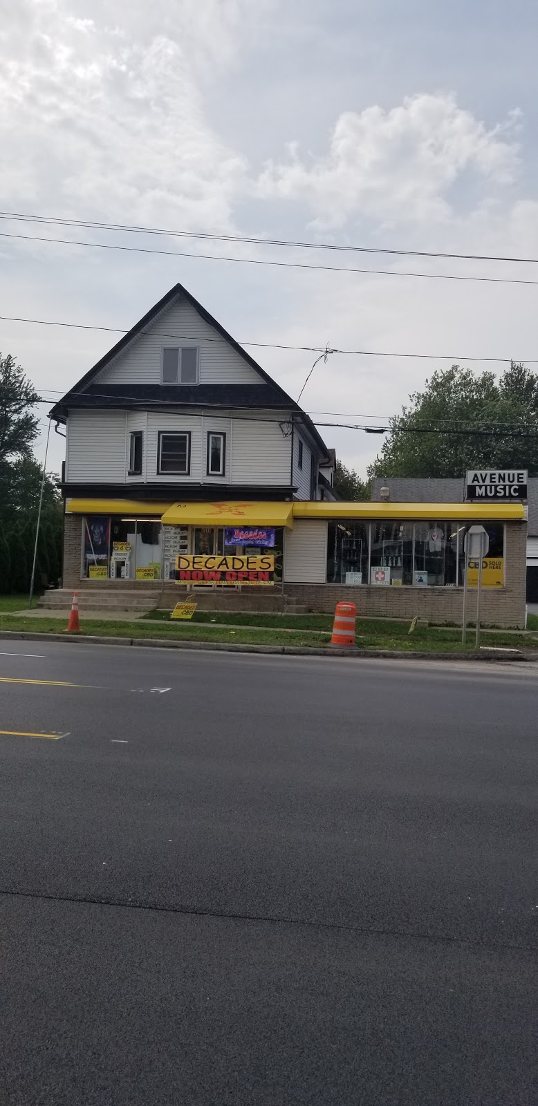 Decades Hamburg | 4514 Camp Rd, Hamburg, NY 14075, USA | Phone: (716) 202-1953
