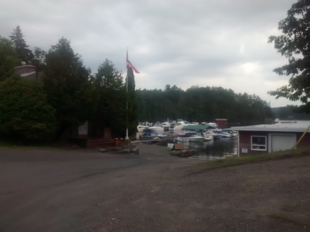 Point Pleasant Marina | 32 Point Pleasant Rd, Parry Sound, ON P2A 2X2, Canada | Phone: (705) 746-9671