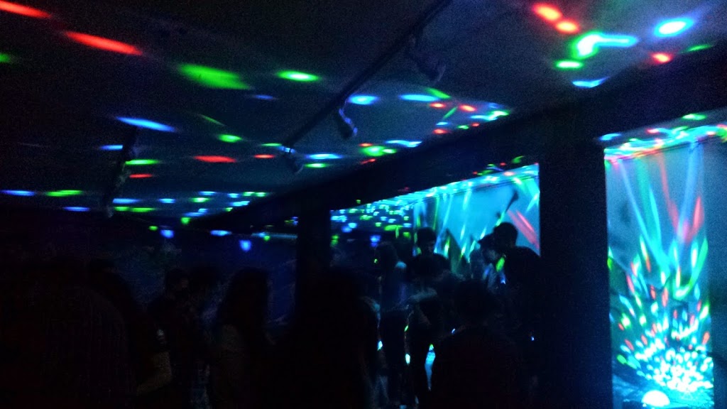 Centre De Jeux Video Nemesis | 298 Chemin du Bord-du-Lac, Pointe-Claire, QC H9S 4L3, Canada | Phone: (514) 692-4611