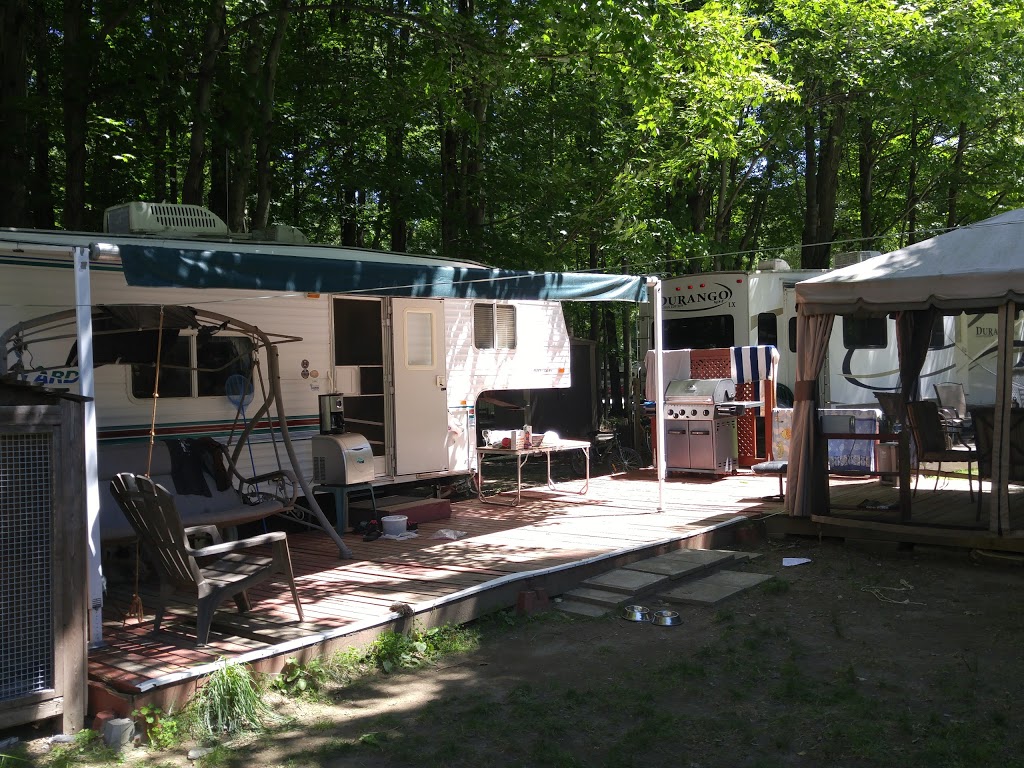 Camping des chutes Hunter | 18 Chemin des Chutes, Frelighsburg, QC J0J 1C0, Canada | Phone: (450) 298-5005
