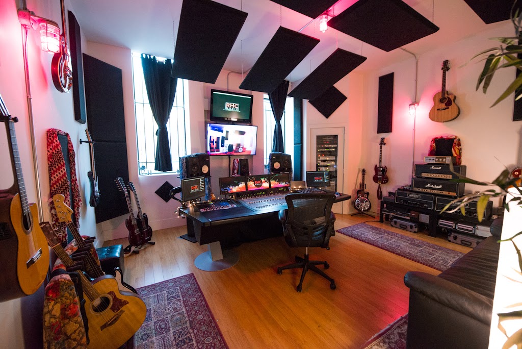 RHC Music | 25 Polson St Unit 1, Toronto, ON M5A 1A4, Canada | Phone: (416) 803-4608