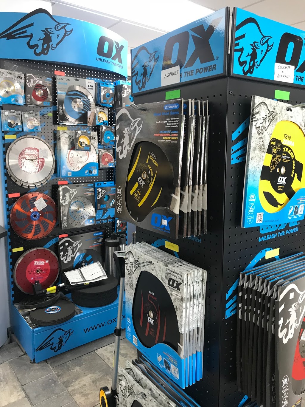 Fisher Wavy Supply Store | 1297 Kelly Lake Rd, Sudbury, ON P3E 5P5, Canada | Phone: (705) 674-3226