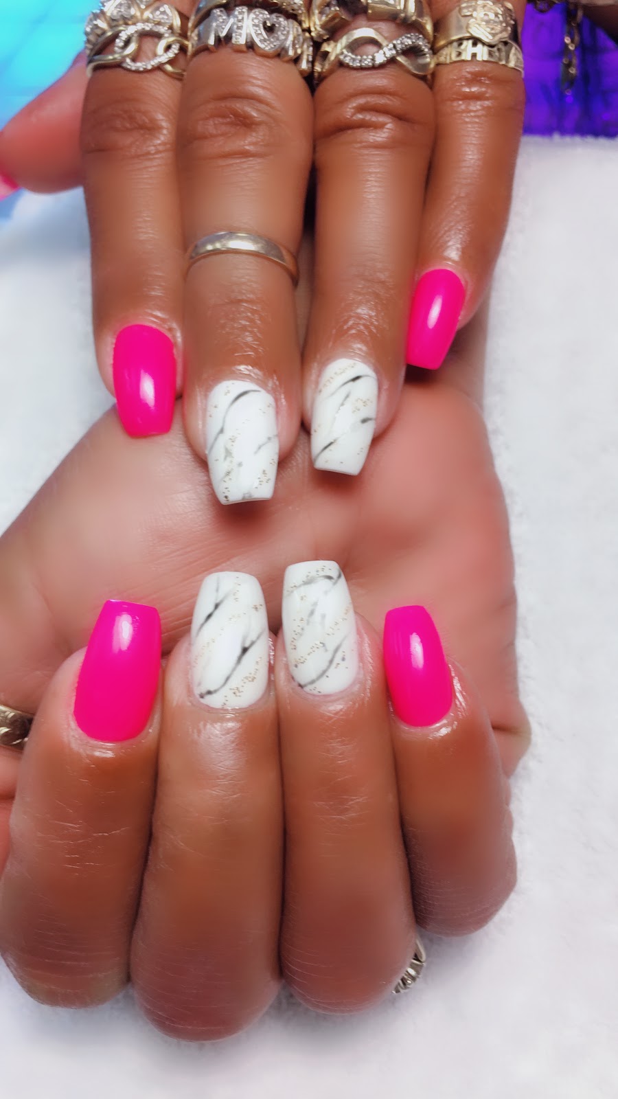 Rose Nails | 7000 McLeod Rd, Niagara Falls, ON L2G 7K3, Canada | Phone: (905) 353-8170