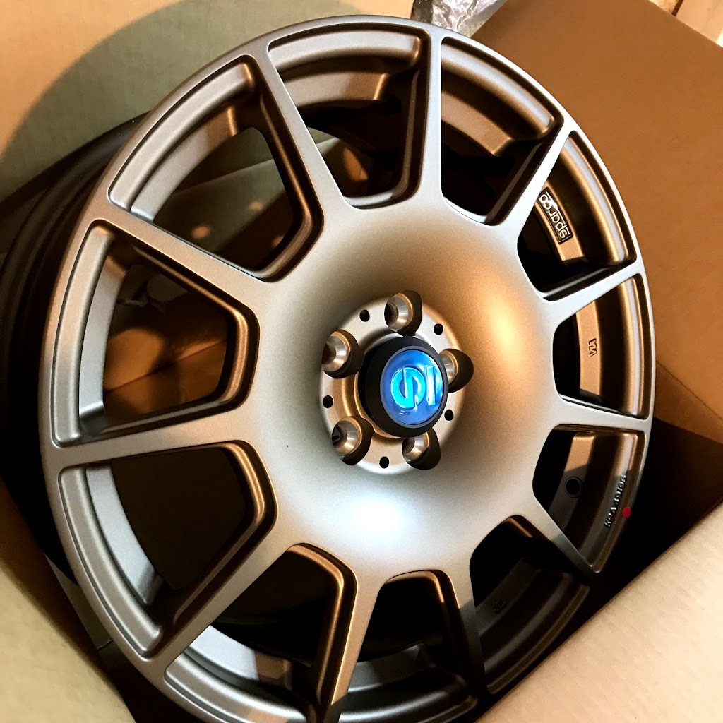 GreenLeaf Tire | 6141 Atlantic Dr unit 8, Mississauga, ON L5T 1W3, Canada | Phone: (647) 799-3550