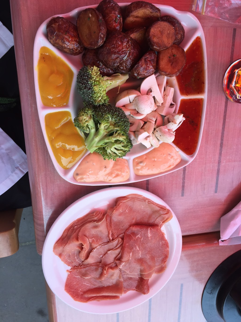BM Resto Bar Grill Mirabel | 8480 Rue Saint-Jacques, Mirabel, QC J7N 2A3, Canada | Phone: (450) 475-6169