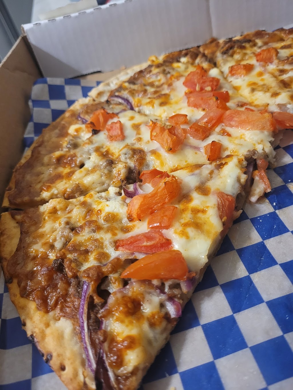 Niakwa Pizza Transcona | 201 Melrose Ave E, Winnipeg, MB R2C 0B1, Canada | Phone: (204) 777-1990