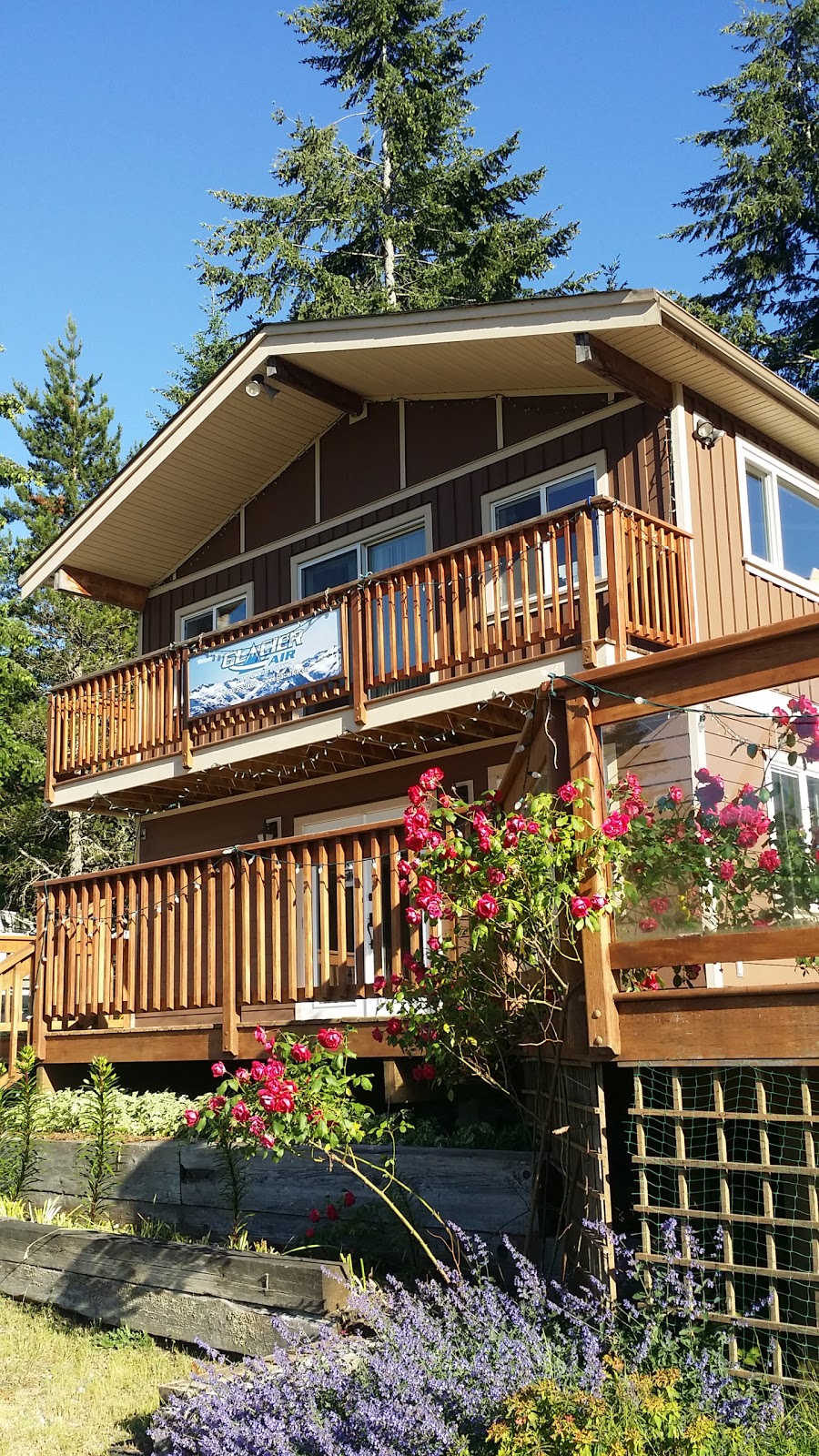 Glacier Air | 46001 Government Rd, Brackendale, BC V0N 1H0, Canada | Phone: (604) 898-9016