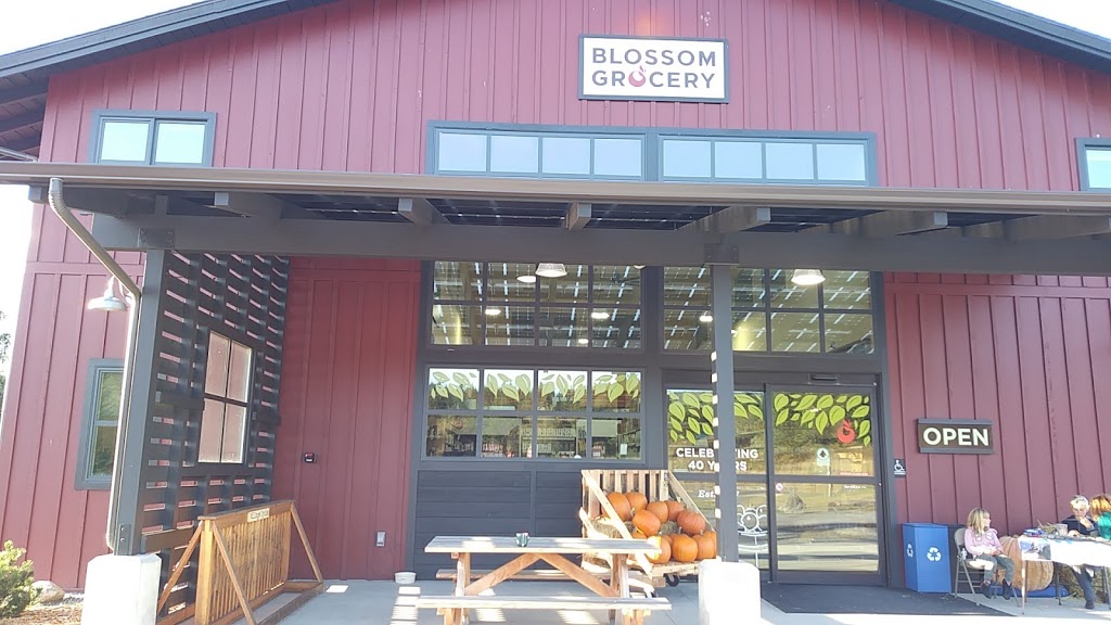 Blossom Grocery | 295 Village Rd, Lopez Island, WA 98261, USA | Phone: (360) 468-2204