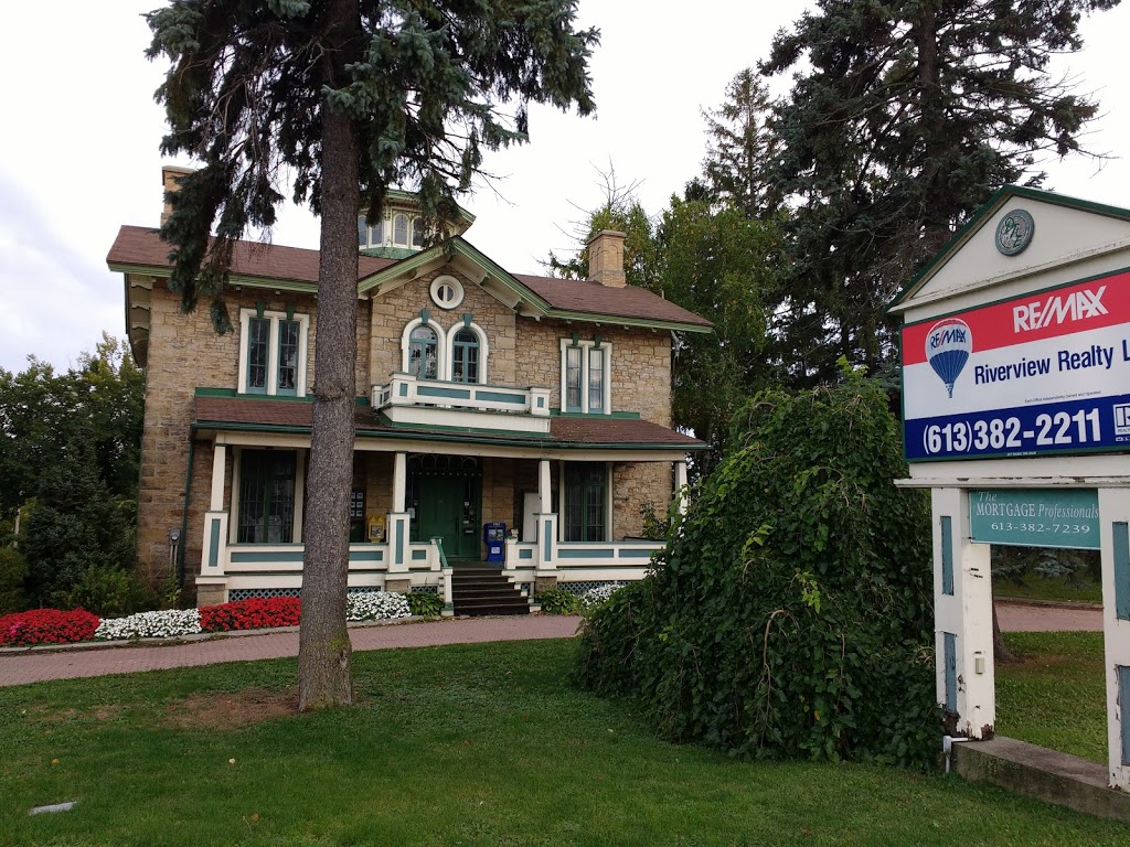 The Mortgage Professionals | 389 King St E, Gananoque, ON K7G 1G6, Canada | Phone: (613) 382-7239