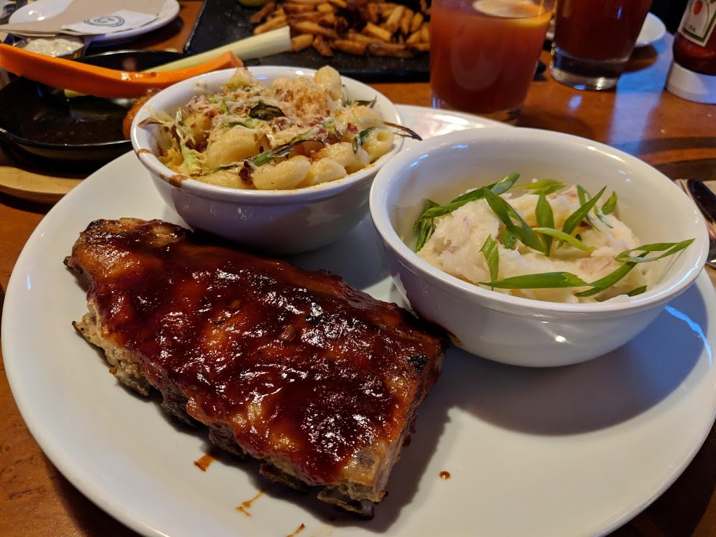 La Cage - Brasserie sportive | 75 Avenue de la Gare, Saint-Sauveur, QC J0R 1R6, Canada | Phone: (450) 227-8787