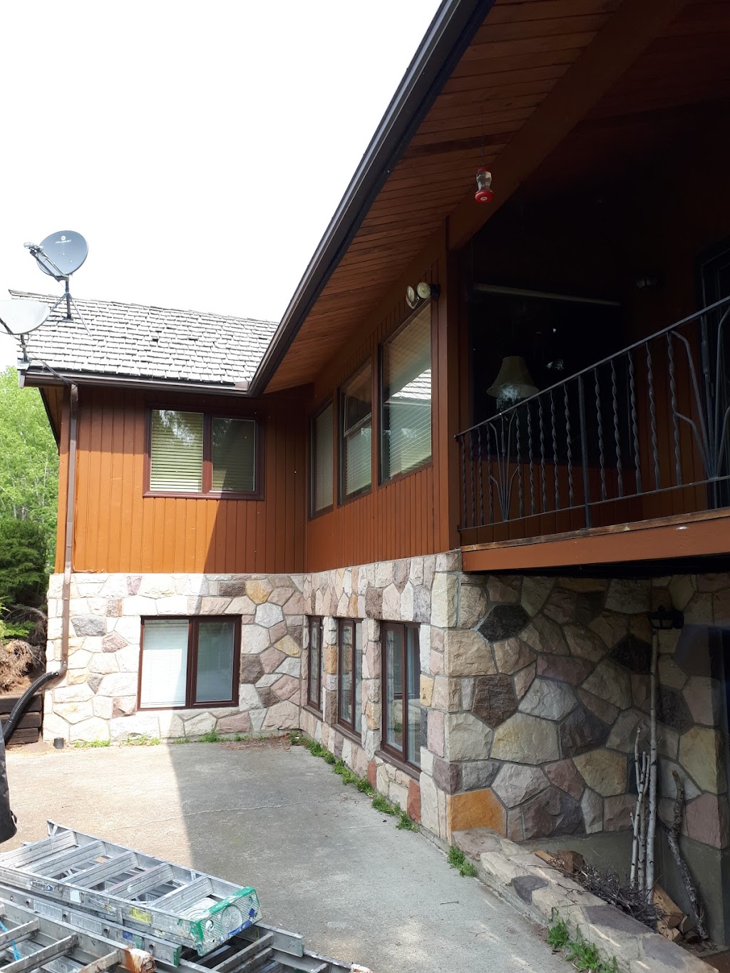 Finished Right Painting | 5208 57 St, Beaumont, AB T4X 1B3, Canada | Phone: (780) 267-0507