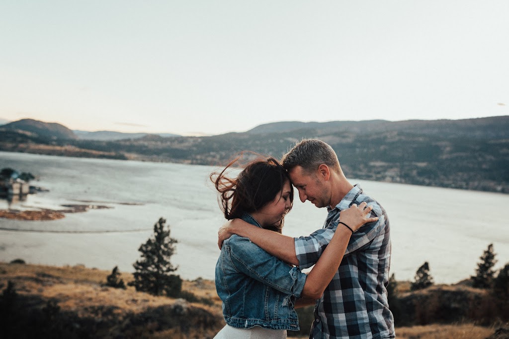 Sarah Mavro Photography | 13007 208 St NW, Edmonton, AB T5S 0L5, Canada | Phone: (780) 863-5599