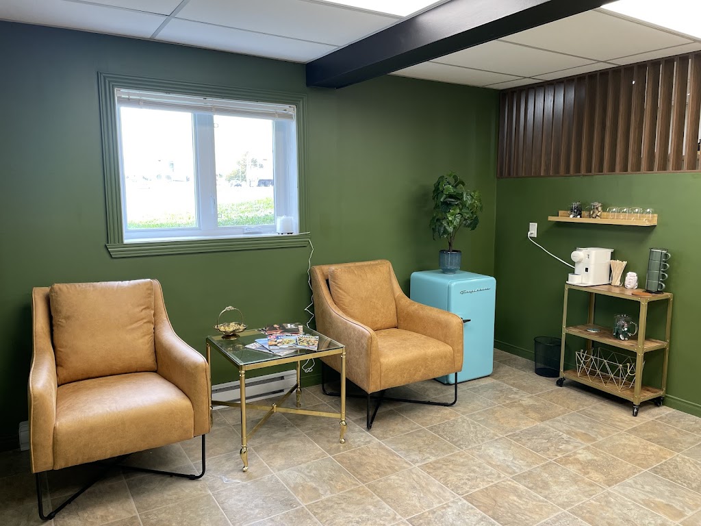 O-Lab Coiffure | 2604 Av. Royale, Saint-Charles-de-Bellechasse, QC G0R 2T0, Canada | Phone: (581) 305-0452