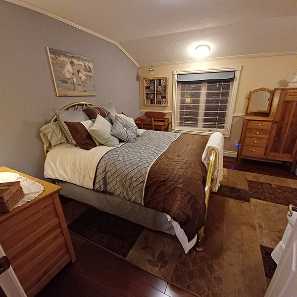 Consider the Lilies Bed and Breakfast | 16571 Ninth Line, Whitchurch-Stouffville, ON L4A 3N8, Canada | Phone: (416) 456-7167