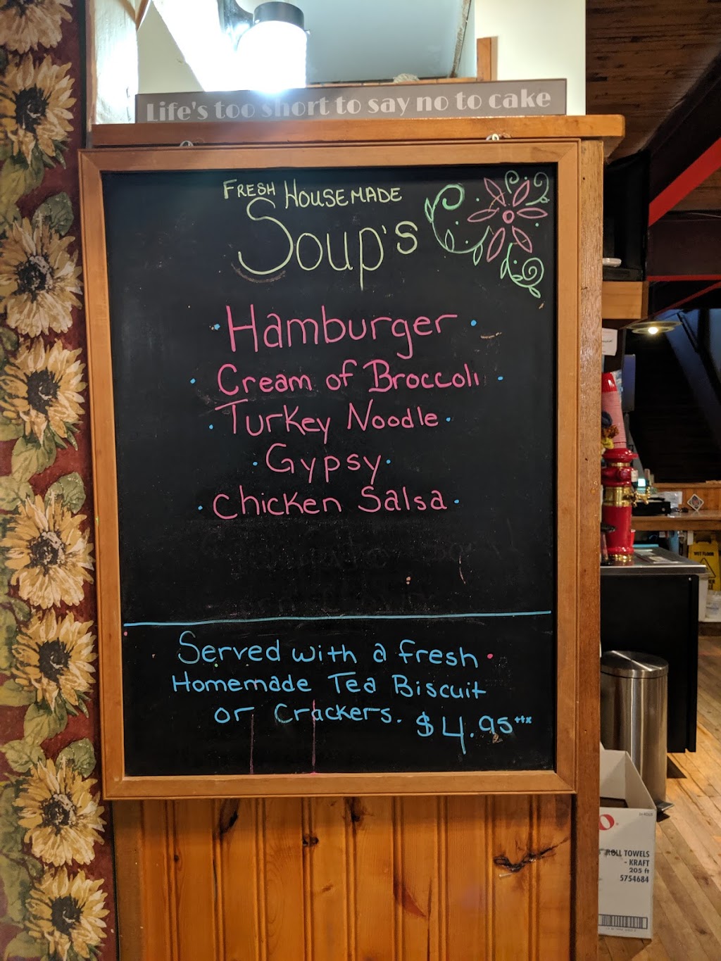 Old Warehouse Restaurant & Lounge | 4 Havelock St, Amherst, NS B4H 3J7, Canada | Phone: (902) 667-1160