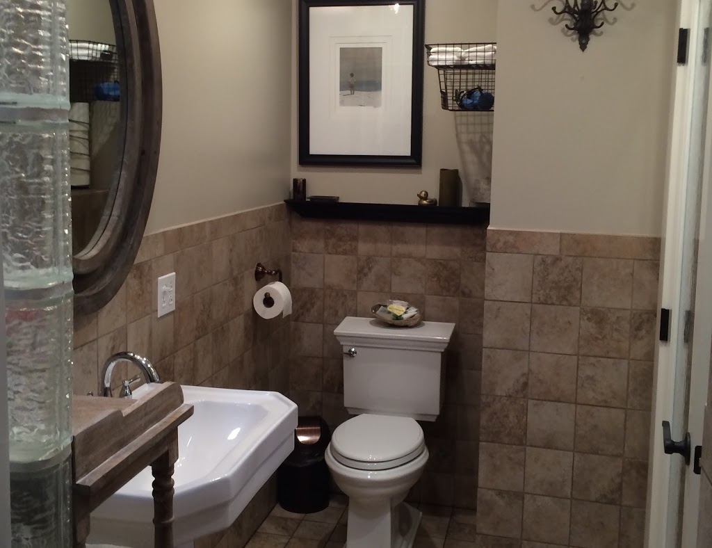 The Guest House | 409 14th St, Bellingham, WA 98225, USA | Phone: (360) 671-0774
