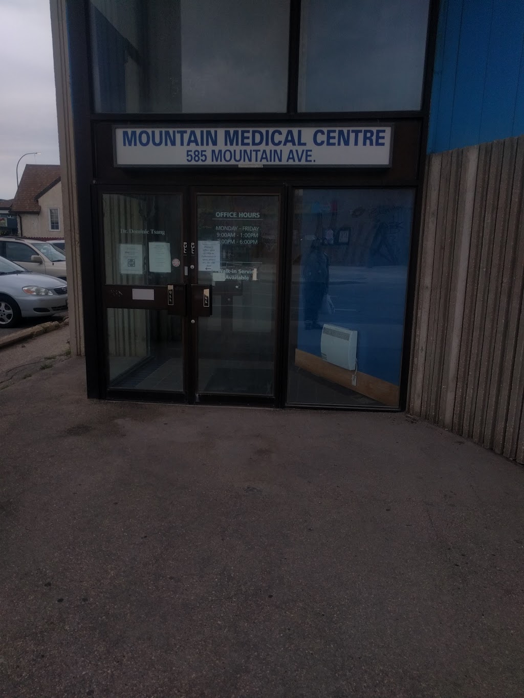 Mountain Medical Centre | 585 Mountain Ave, Winnipeg, MB R2W 1K8, Canada | Phone: (204) 790-5678