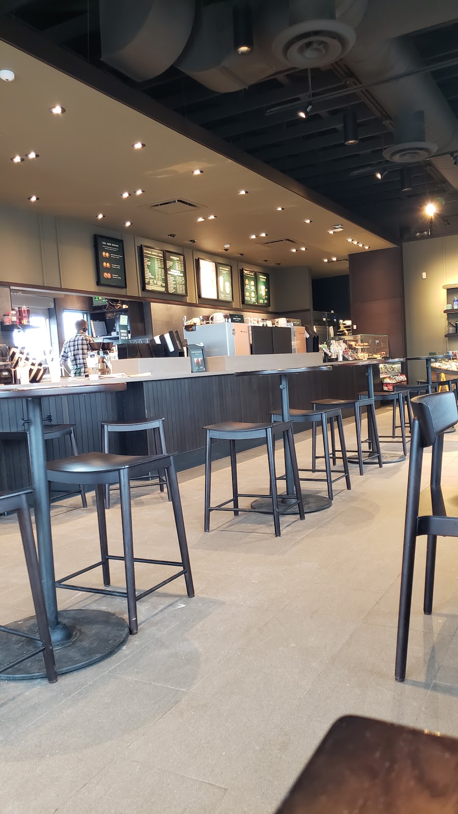 Starbucks | 195 Commercial Blvd, Tecumseh, ON N9K 0A5, Canada | Phone: (519) 350-6615