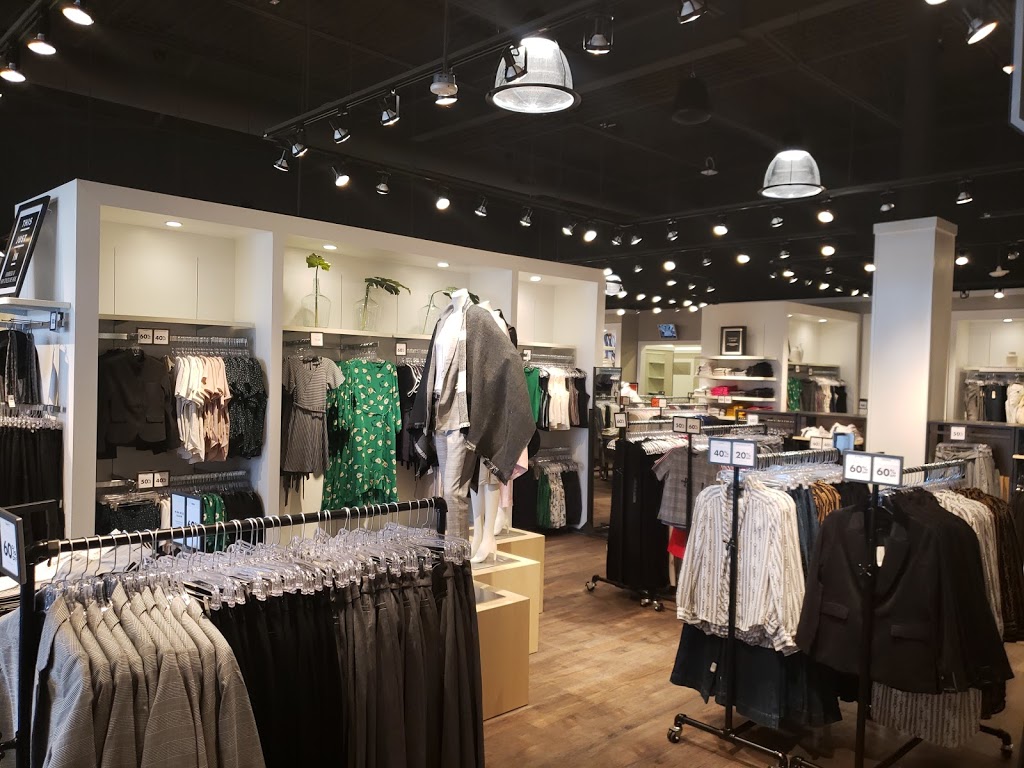 Banana Republic Factory Store | 50 Pinebush Rd Unit #104, Cambridge, ON N1R 8K5, Canada | Phone: (519) 623-6172