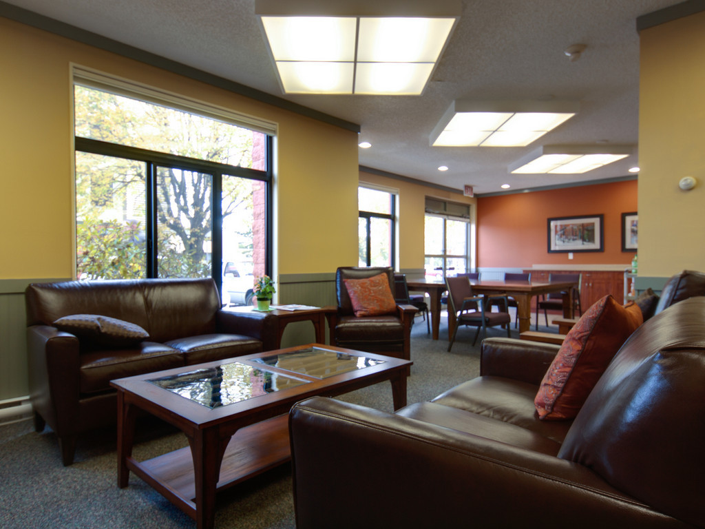 Marrion Village | 1968 Bee St, Victoria, BC V8R 6P6, Canada | Phone: (250) 592-2231