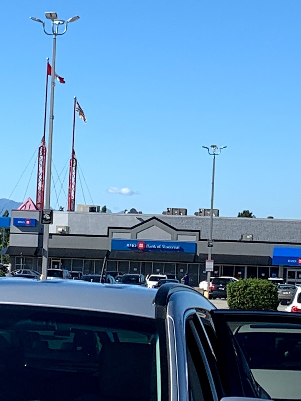 BMO Bank of Montreal | 7488 King George Blvd #110, Surrey, BC V3W 0H9, Canada | Phone: (604) 668-1151