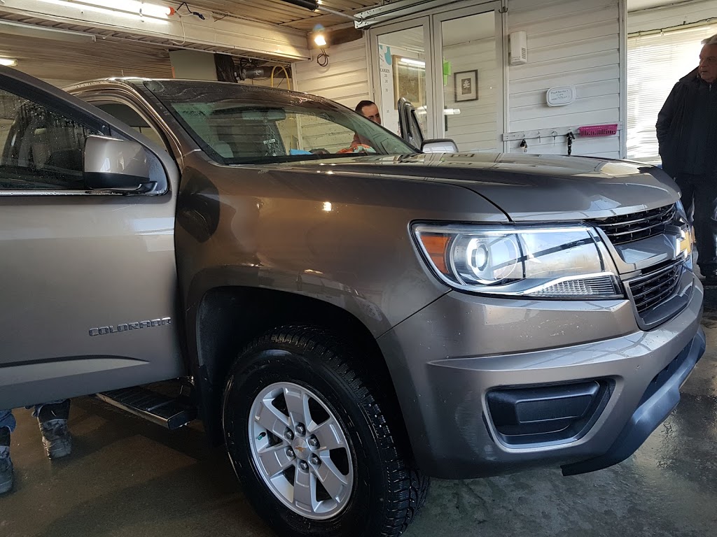 Lave-Auto Alex | 124 Rue St Pierre, Saint-Constant, QC J5A 2G9, Canada | Phone: (450) 635-4422