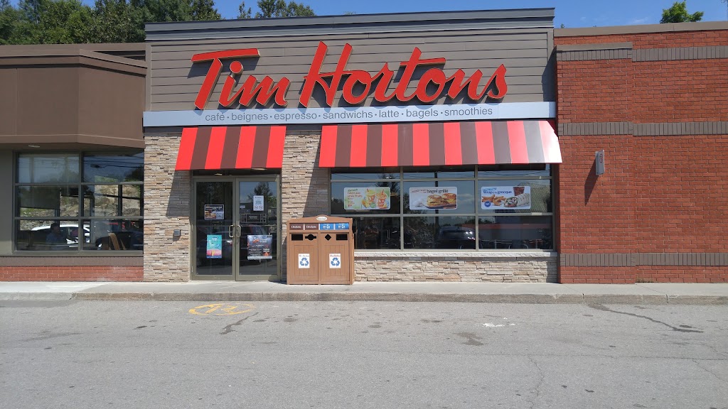 Tim Hortons | 1050 Boul. Sainte-Geneviève, Chicoutimi, QC G7G 2G6, Canada | Phone: (418) 549-9220