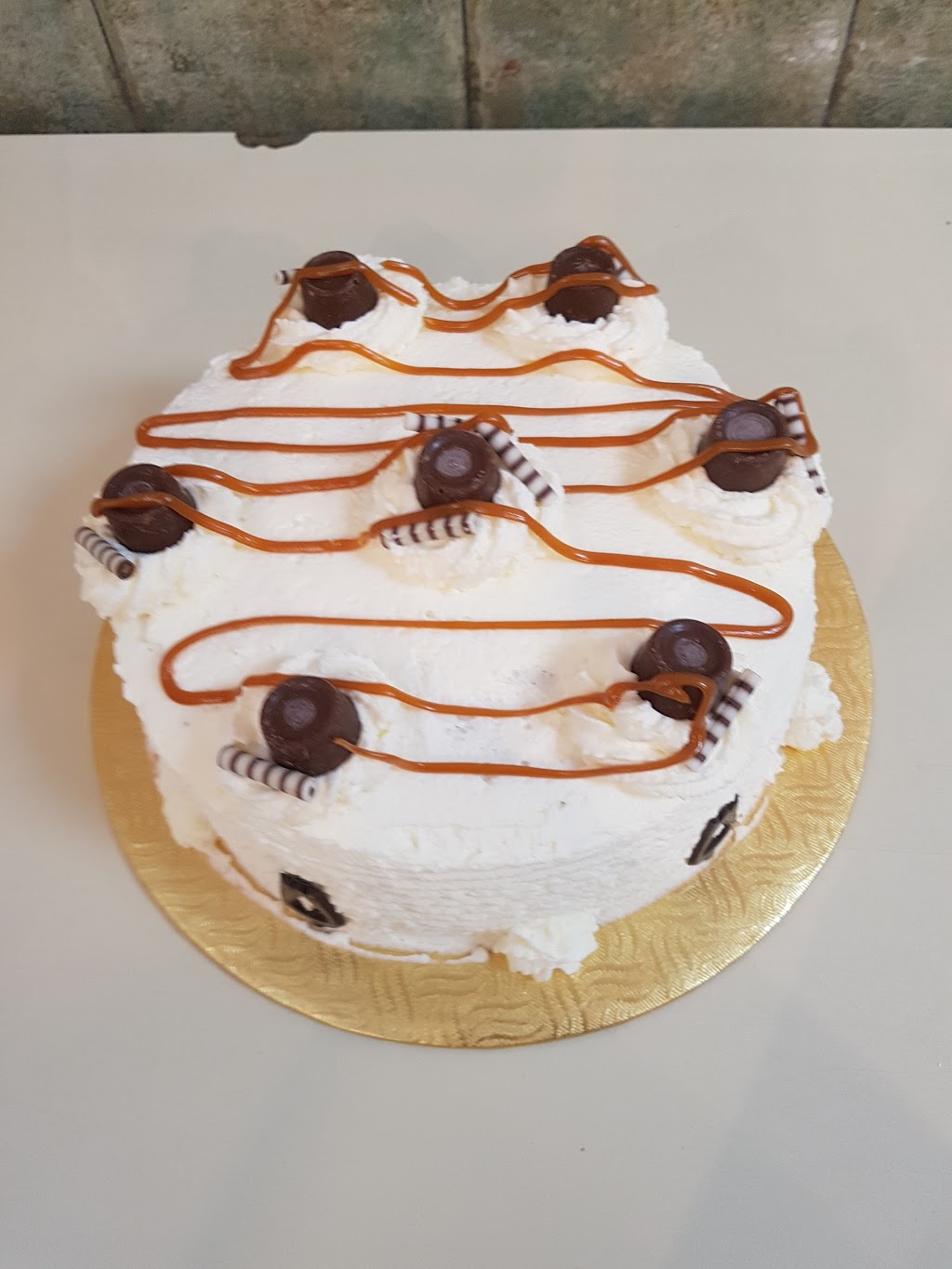 Boulangerie Sorrento | 8664 Boulevard Maurice-Duplessis, Montréal, QC H1E 3L1, Canada | Phone: (514) 648-1733