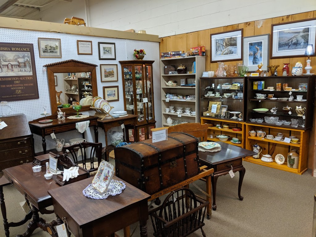 Market Road Antiques | 845 Weber St N, Waterloo, ON N2V 1V8, Canada | Phone: (519) 746-1999