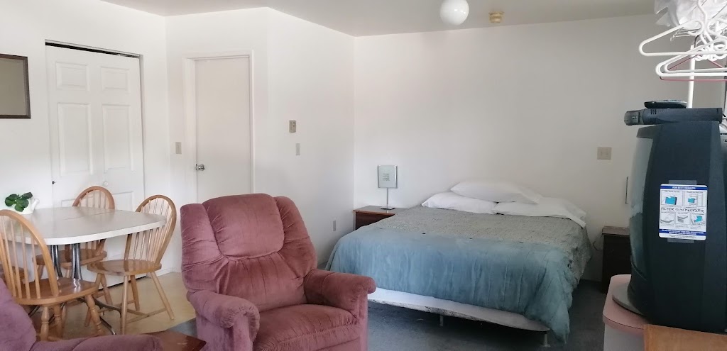 Gold Dust Motel | Gold Bridge, BC V0K 1P0, Canada | Phone: (250) 238-2423