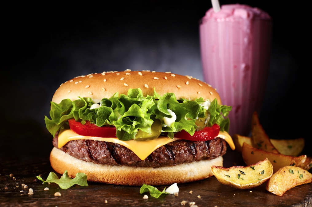 McDonalds | 1735 Danforth Ave, Toronto, ON M4C 1H9, Canada | Phone: (416) 691-9364