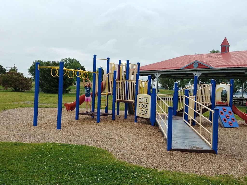Centennial Park | 12 Couch Crescent, Trenton, ON K8V 1G8, Canada | Phone: (613) 392-2841