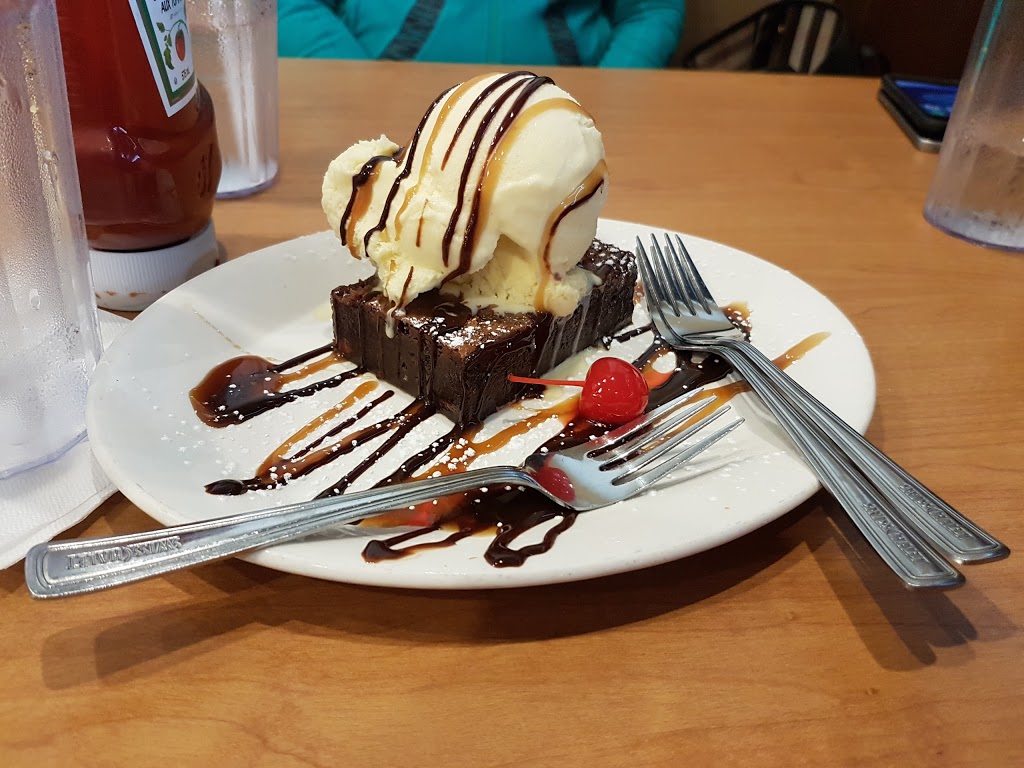 Swiss Chalet | 3140 Dufferin St, North York, ON M6A 2T1, Canada | Phone: (416) 789-5445
