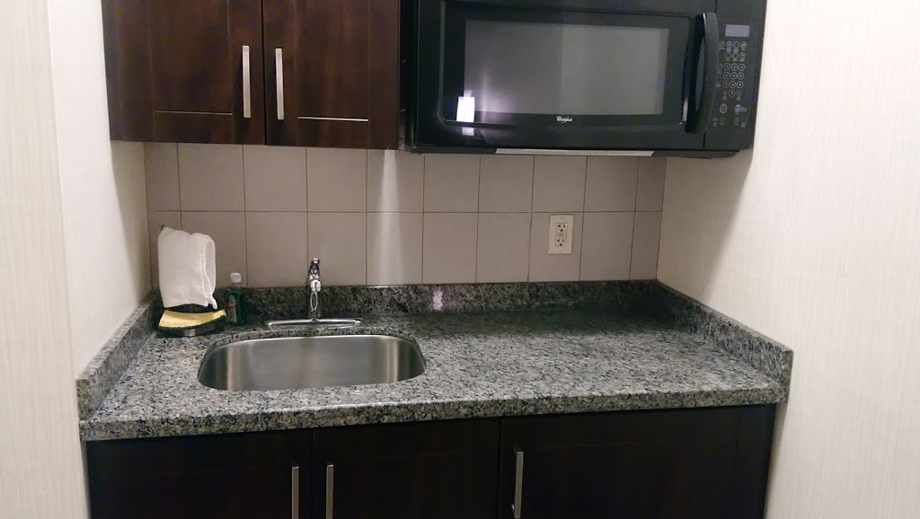 Canadas Best Value Inn Toronto | 650 Evans Ave, Etobicoke, ON M8W 2W6, Canada | Phone: (416) 255-5500