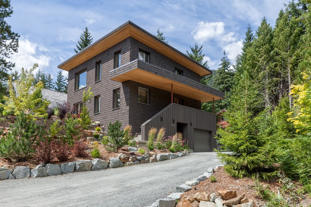 Dürfeld Constructors | 6507 St Andrews Way, Whistler, BC V0N 1B6, Canada | Phone: (604) 932-4419