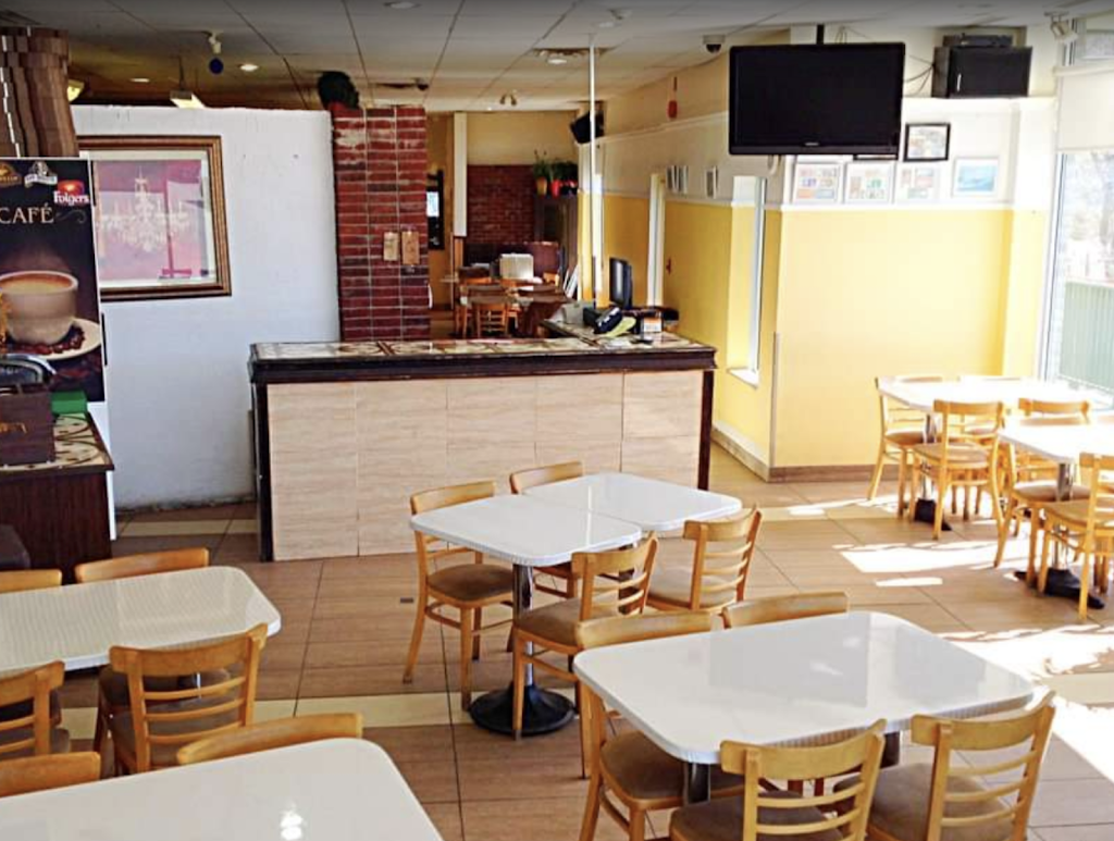 Pizza Gino Rosemere 2 Pour 1 | 340 Chem. de la Grande-Côte, Rosemère, QC J7A 1K3, Canada | Phone: (450) 818-9990