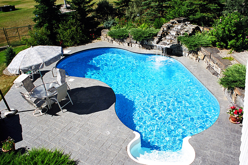 The Landscape Artist Inc | 16101 258 Ave, Calgary, AB T1S 4E9, Canada | Phone: (403) 256-2252