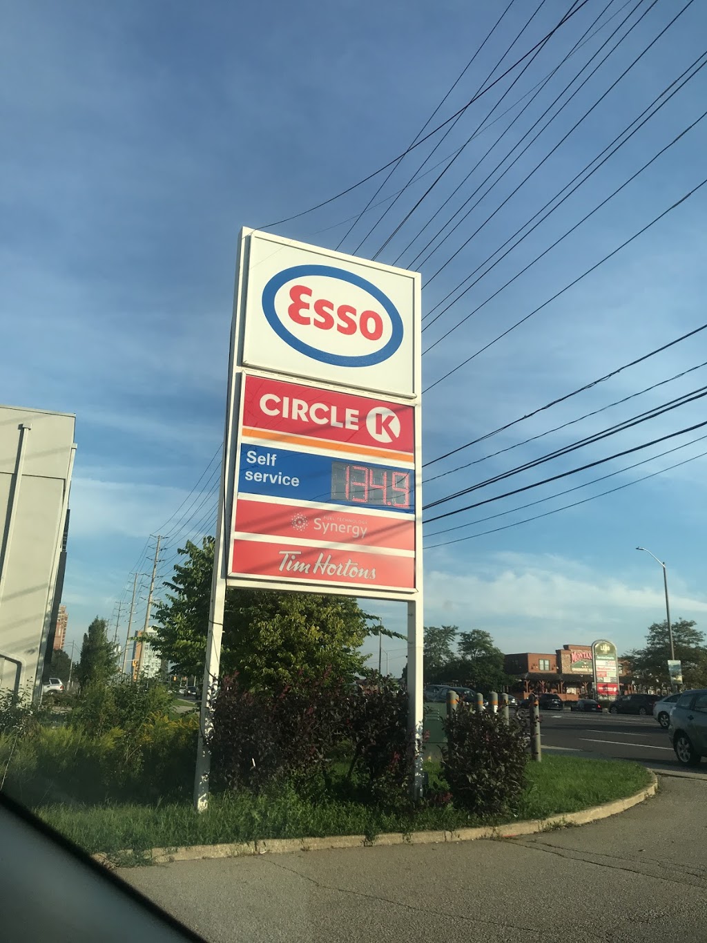 Esso | 5008 Hurontario, Mississauga, ON L5R 1B2, Canada | Phone: (905) 712-4772