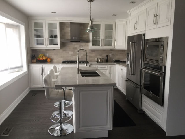Royal 22 Construction And Renovation | 14018 100 Ave NW, Edmonton, AB T5M 0J3, Canada | Phone: (780) 707-0544