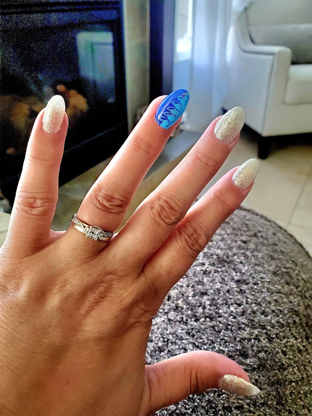 Azalea Nail Boutique | 38 Riverglen Dr SE, Calgary, AB T2C 4L5, Canada | Phone: (403) 265-8087