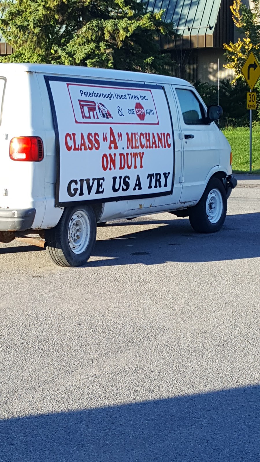Peterborough Used Tires Inc | 810 Rye St, Peterborough, ON K9J 6W9, Canada | Phone: (705) 876-8700