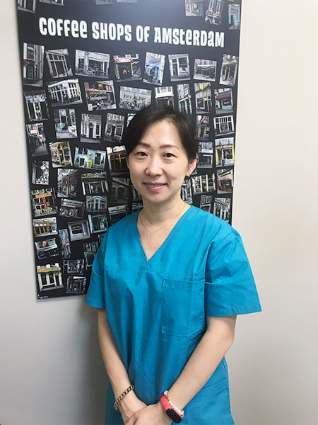 Cawthra Dental | 704 Burnhamthorpe Rd E, Mississauga, ON L4Y 2X3, Canada | Phone: (905) 279-9998