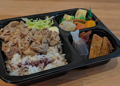 Fleets Food Meal Delivery Toronto | 369 Church St, Toronto, ON M5B 1Z9, Canada | Phone: (416) 977-9924