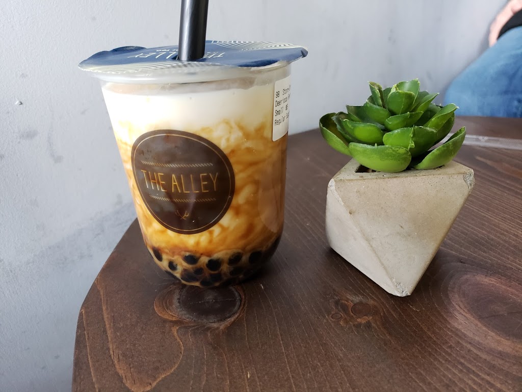 The Alley | 15975 Bayview Ave, Aurora, ON L4G 7Y3, Canada | Phone: (905) 713-3088