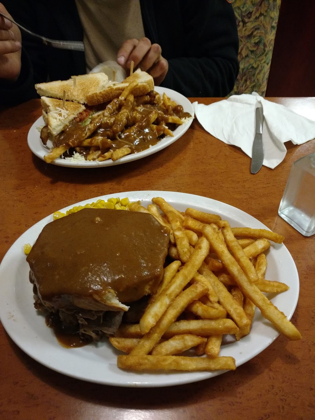 Centennial Restaurant | 2536 Graham Street, Pakenham, ON K0A 2X0, Canada | Phone: (613) 624-5413