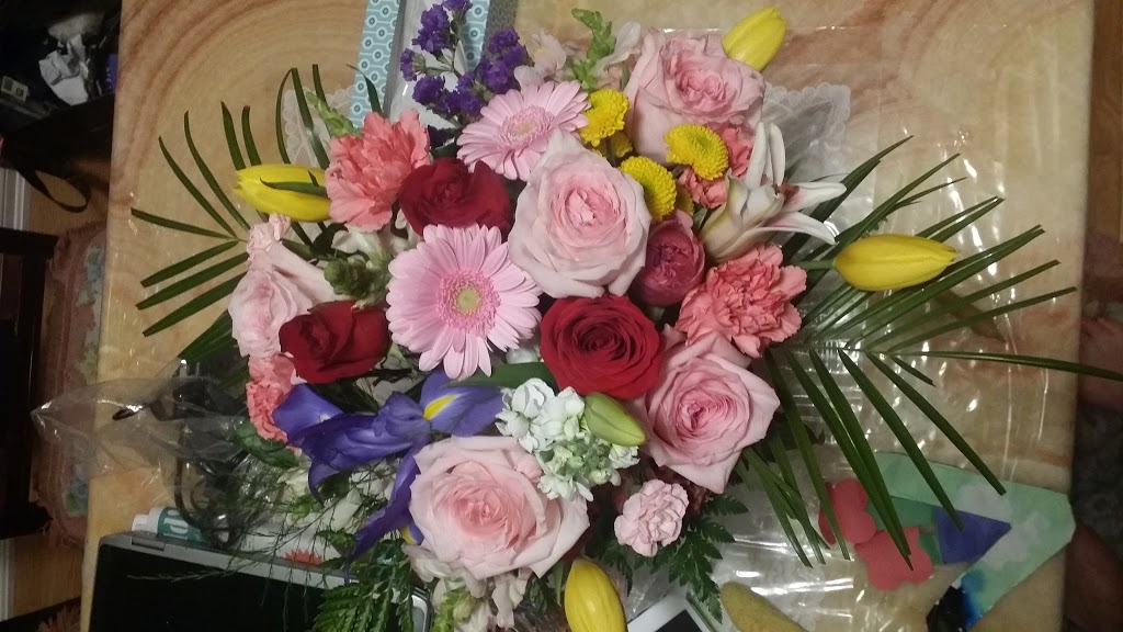 181 FLORIST | 181 Plains Rd W #7, Burlington, ON L7T 0B1, Canada | Phone: (905) 912-2181