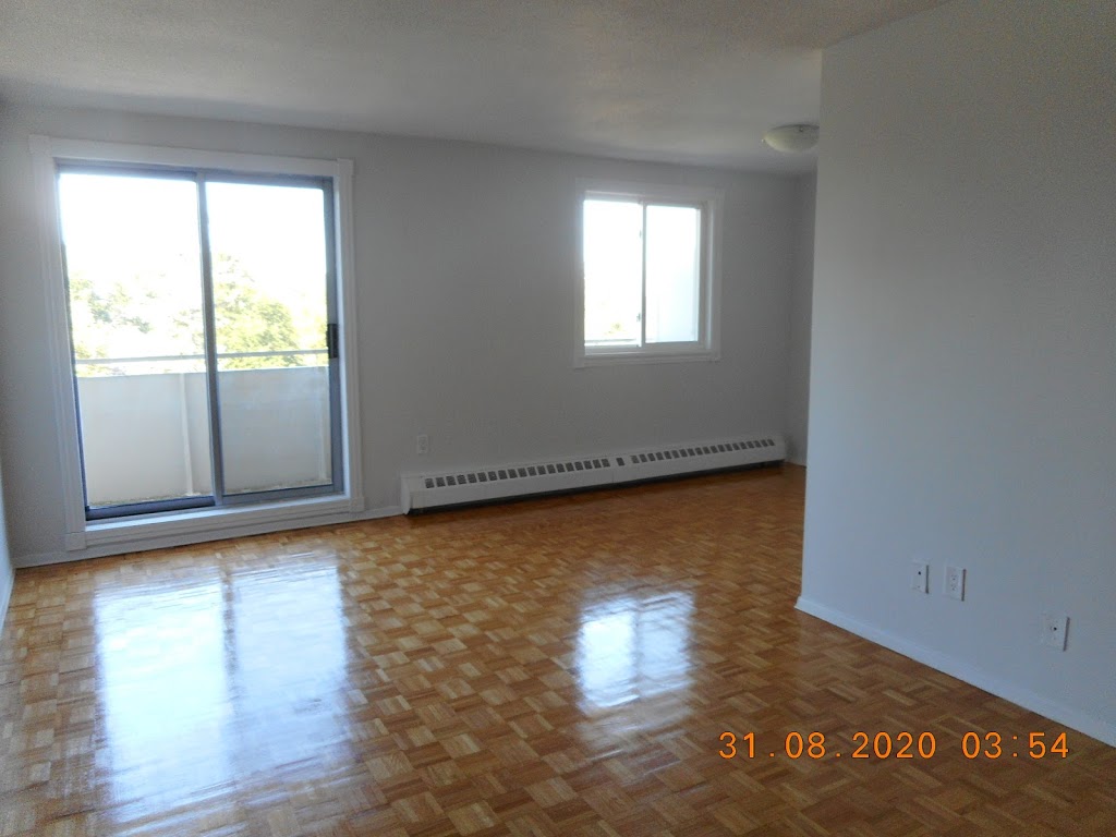 Mayfair | 1 Bernick Dr, Barrie, ON L4M 5K1, Canada | Phone: (705) 737-2519