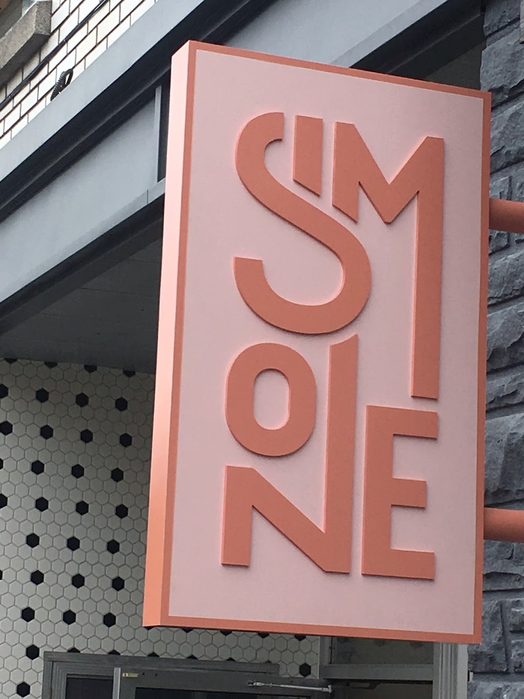 Ambiance Simone | 131 Rue Hériot, Drummondville, QC J2C 4J8, Canada | Phone: (819) 870-2940
