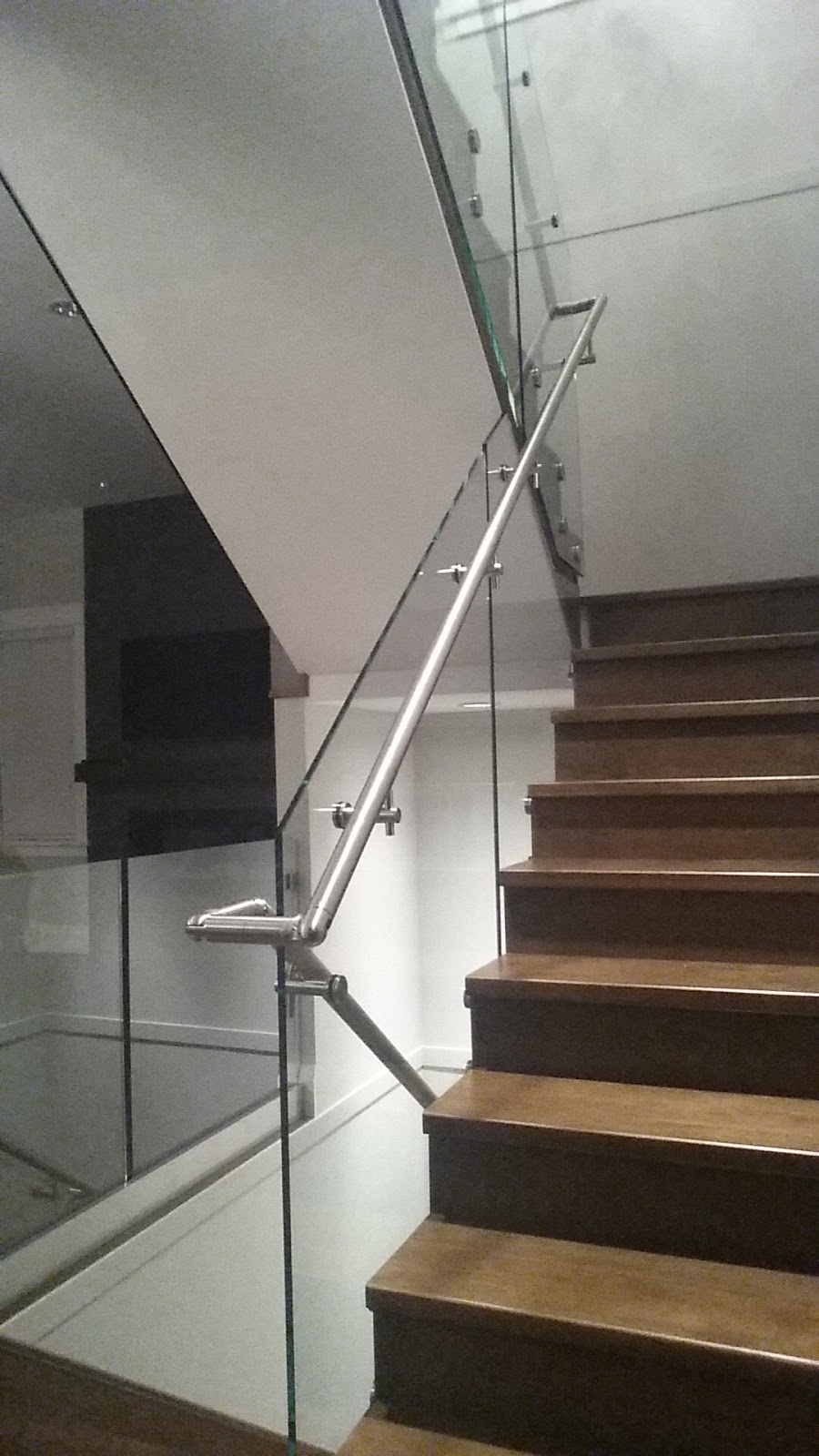 Future Tech Glass & Closet Organizers Ltd. | 12935 115 A Ave Unit #101, Surrey, BC V3R 2S2, Canada | Phone: (604) 594-5454
